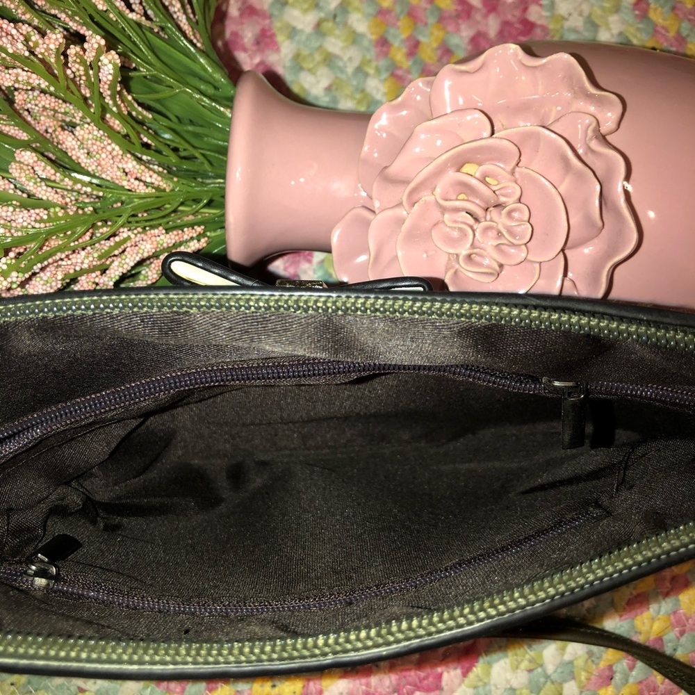 navy green/gold bag with over the shoulder strap - Picture 3 of 3